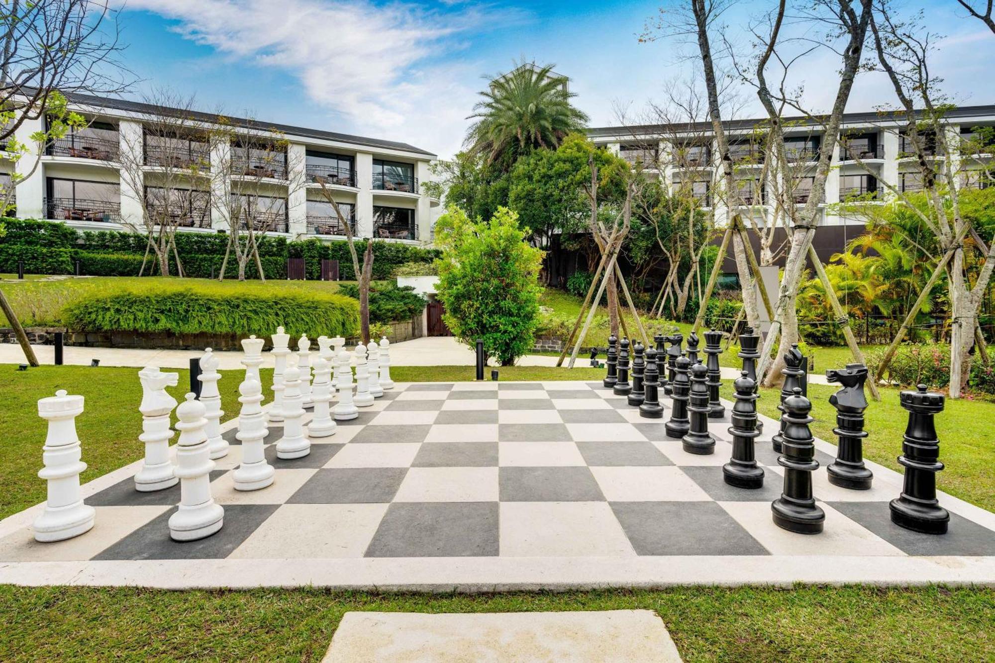 ザ ウェスティン ダーシー リゾート タオユェン 大渓区 エクステリア 写真 The chess garden